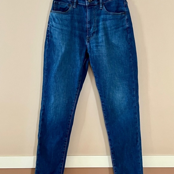 Men’s Uniqlo Tapered Cotton Jeans Size Small 27-30” Length 30” - Picture 2 of 12